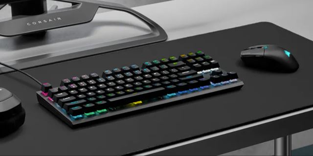 Ak� my�i, kl�vesnice, gamepady a in� ovl�da�e sa k�pi� pod strom�ek? 