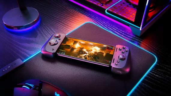 Microsoft si patentoval mobilné gamepadové násady
