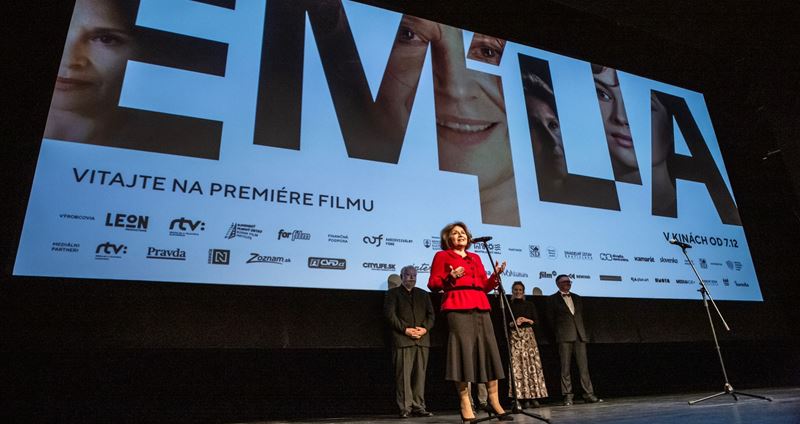 Slávnostnej premiéry filmu o Emílii Vášáryovej sa zúčastnili osobnosti kultúry i prezidentka Slovenskej republiky