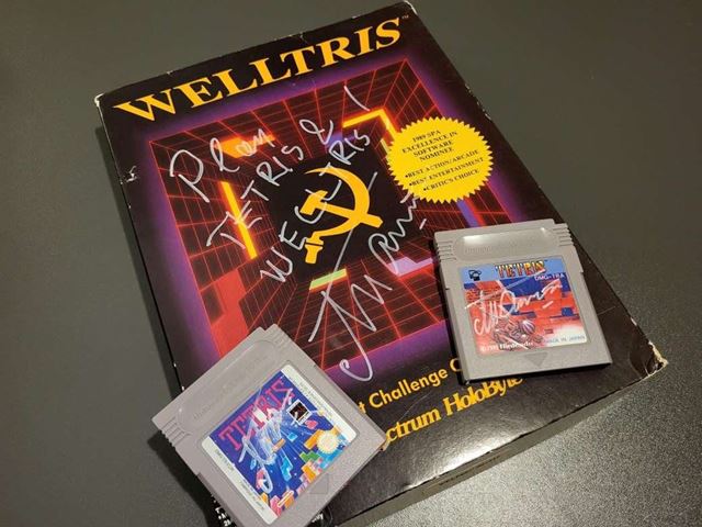 Dok�e si e�te Alexej Pa�itnov u�i� Tetris?�  