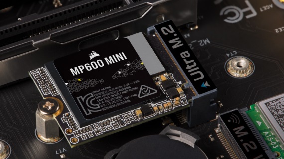 Corsair predstavil MP600 mini a MP600 CORE XT SSD