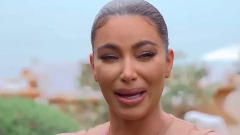 Kim Kardashian: Plačem, lebo materstvo je ťažké