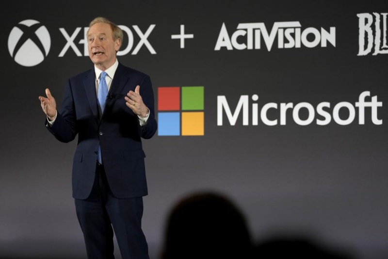 Prezident Microsoftu pôjde osobne navštíviť ministra financií UK