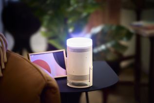 Starfield si teraz zahrte s novm projektorom od Samsungu  je tu The Freestyle druhej genercie 