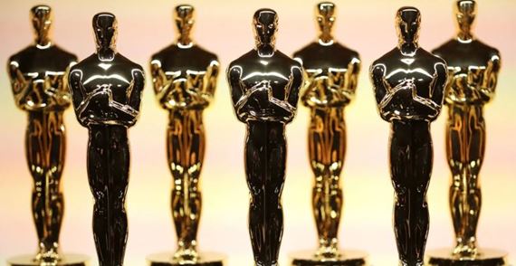 Zaalo sa hlasovanie o nomincich na Oscara. Sa celkovo 321 filmov