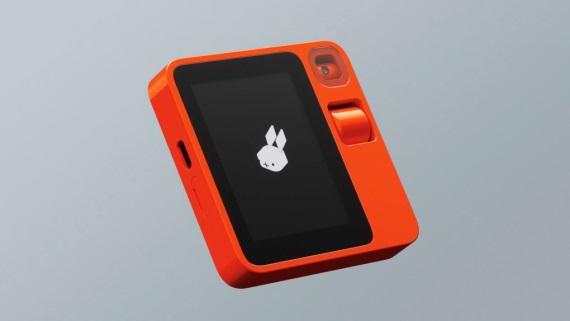 Rabbit R1 bude príručný AI asistent