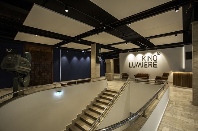 Kino Lumiere je po rekontrukcii modernm priestorom a ponka vy komfort   