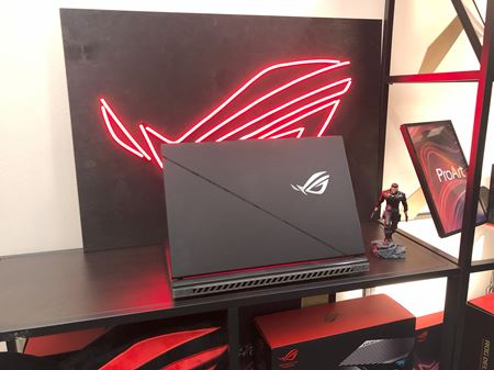 Asus predstavil  ROG Zephyrus G16 a ROG Strix SCAR notebooky  
