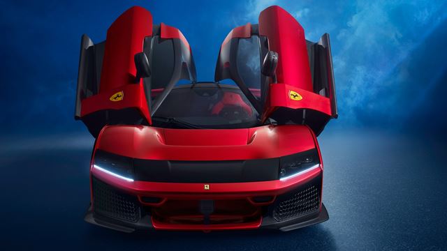 Ferrari F80 bolo predstaven�, m��ete ho ma� za 3.9 mili�na dol�rov 