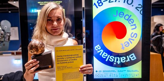 Poznáme víťazov Jedného sveta 2024. Ocenené filmy dávajú hlas ženám, ktoré by sme mali počúvať