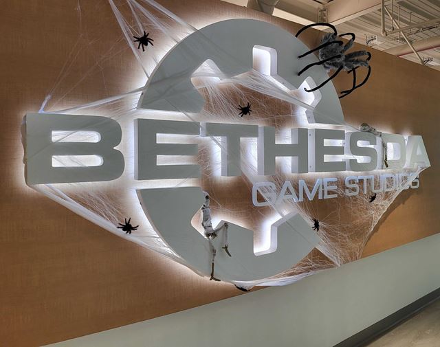 Hern tdia fanikom elaj astn Halloween 