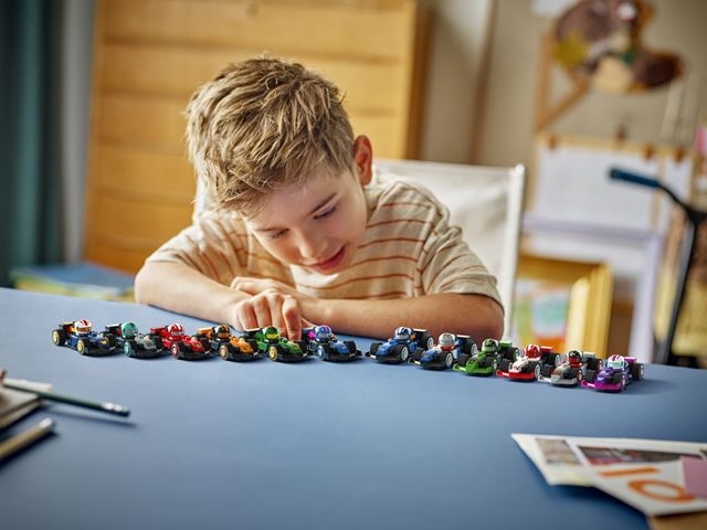 LEGO predstavilo nov� s�riu LEGO F1 form�l 