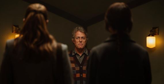 Hugh Grant prekvapuje v horore Heretik ako šialený konšpirátor. Kiná hrajú aj výborné filmy Architektúra ČSSR 58 – 89 a Žena z...