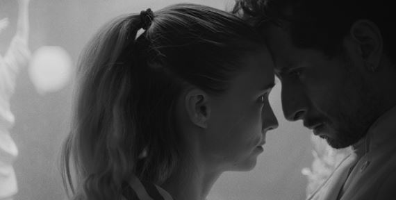 Surov obraz gastro priemyslu ponka iernobiely mexick film V kuchyni