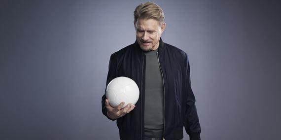 SkyShowtime odhalila prvú ukážku novej pôvodnej série o legendárnom brankárovi Petrovi Schmeichelovi