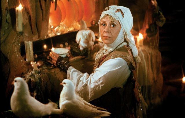 Na televzne obrazovky poas Vianoc zavta Perinbaba, Popolvr, Pacho aj alie klasick filmy 