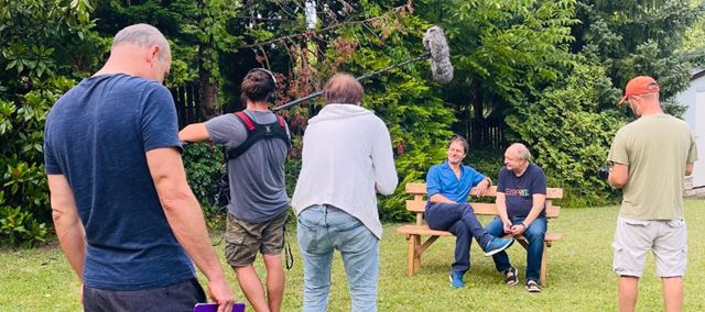 Slovensk televzia prina uniktny dokumentrny cyklus o tvorcoch piesn, ktor formovali slovensk hudobn histriu 