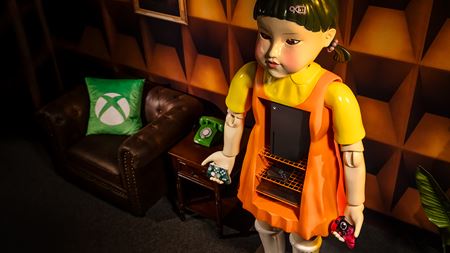 Xbox a Squid Game rozbiehaj� spolupr�cu, pr�du tematick� gamepady a aj zauj�mav� cena do s��a�e  