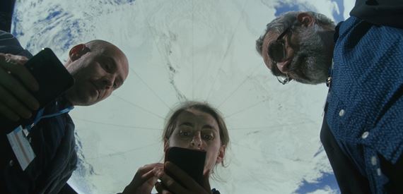 Do kn prichdza dojmav dokument o monej zchrane planty a vzahu otca s dcrou