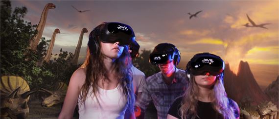 HTC VIVE XR Elite na MWC ukázal profesionálne funkcie aj softvér pre herné parky a múzeá