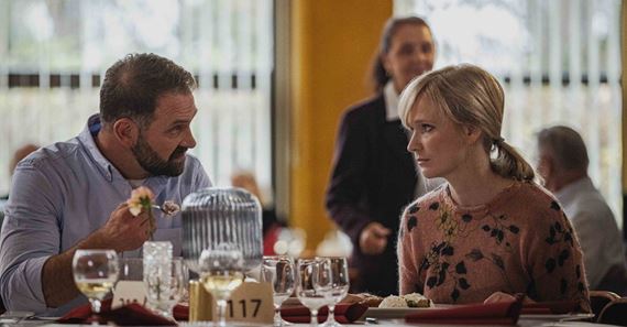 Smr ak fimov tour. Stretnite sa s hercami a tvorcami novho filmu reisra Petra Bebjaka
