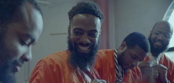 Daughters. Najobbenej dokument na tohtoronom Sundance putuje na Netflix