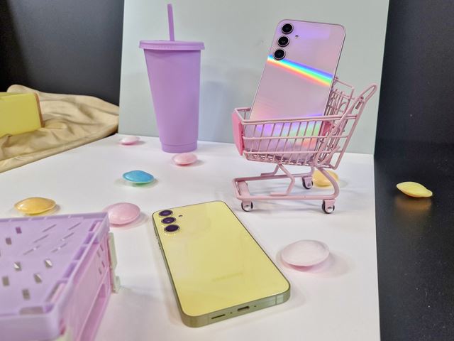 Samsung predstavil nov� Galaxy A35 5G a Galaxy A55 5G mobily 