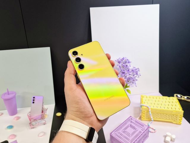 Samsung predstavil nov� Galaxy A35 5G a Galaxy A55 5G mobily 