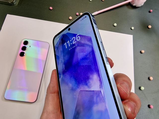 Samsung predstavil nov� Galaxy A35 5G a Galaxy A55 5G mobily 