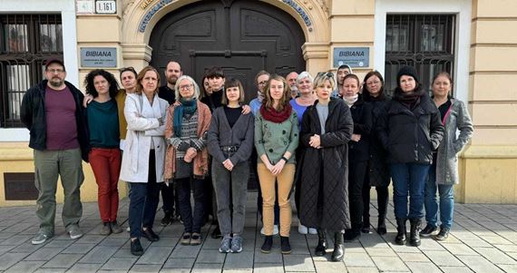 Odvolvanie riaditeliek kultrnych intitci bez udania dvodu pokrauje. Devastcia kultry na Slovensku