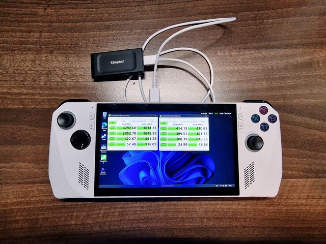 Ako jednoducho premeni handheld na desktop? 