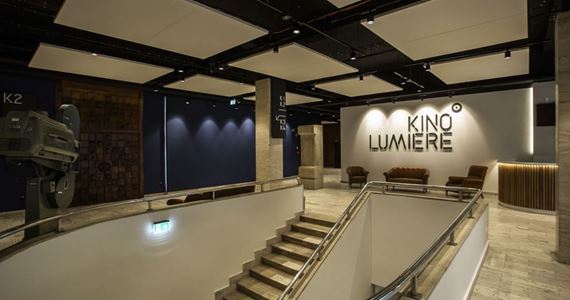 Nvtevnos Kina Lumiere je mesiac po rekontrukcii porovnaten s obdobm spred pandmie