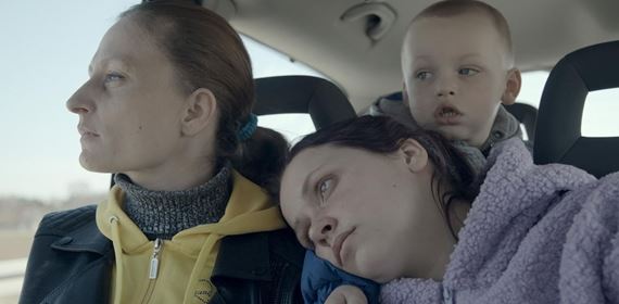 Festival vo Vilniuse ovládol vojnový dokument z Ukrajiny - Skad dokad / In the Rearview