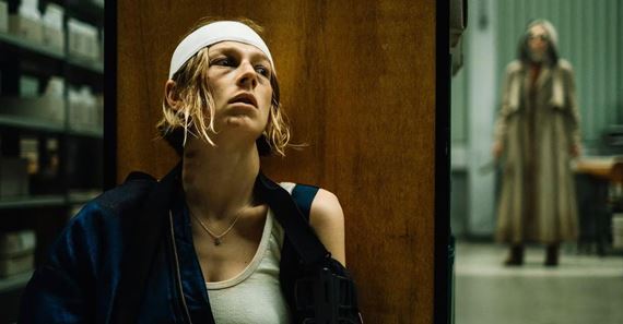 Cuckoo. Jules (Hunter Schafer) z Eufórie testuje rolu v horore