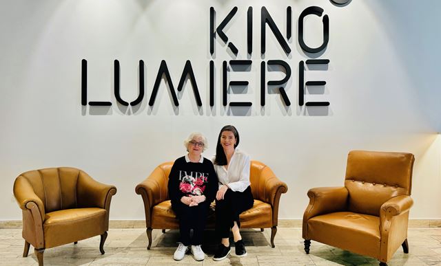 Nrodn filmov cenu Slnko v sieti za Vnimon prnos slovenskej audiovizulnej kultre si prevezme hereka Boidara Turzonovov 