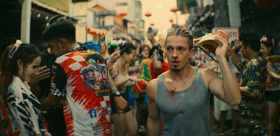 Slovenská romantická dráma Lóve sa vracia po 13 rokoch a mení sa na akčný triler z Thajska