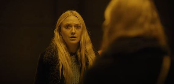 O mesiac bud v kinch strai neznmi Sliedii / The Watchers