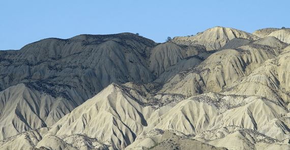 Karlovarský festival odpremiéruje Lapilli, debutový film slovenskej režisérky Pauly Ďurinovej