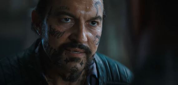 Tom Hardy je späť ako smrtiaci ochranca Venom. Poslednú časť uvidíte od 24. októbra