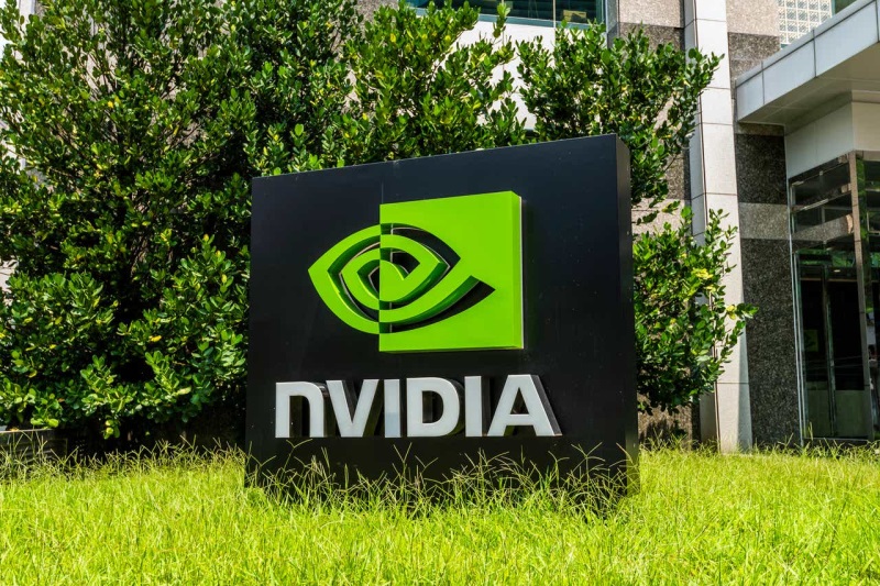 Nvidia raketovo rastie, prekonala hodnotou akcii Apple, je druhou najhodnotnejou firmou na svete