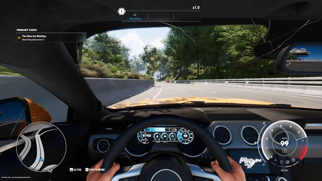 �o uk�zalo demo Test Drive Unlimited Solar Crown? 