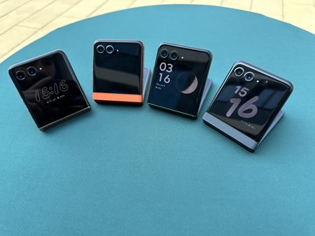 Otvracie mobily Motorola Razr 50 a Motorola Razr 50 Ultra s u v predaji  