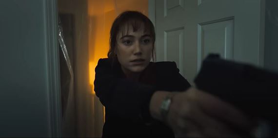 Vyzdvihovaný horor Longlegs s Nicolasom Cageom príde aj do slovenských kín