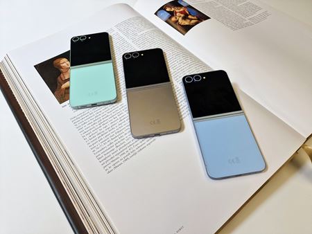 Samsung predstavil nov otvracie mobily Galaxy Z Fold6 a Galaxy Z Flip6  