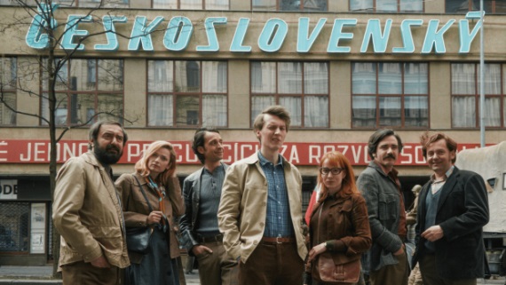 Recenzie na dva filmy z našej histórie - Miki a Vlny