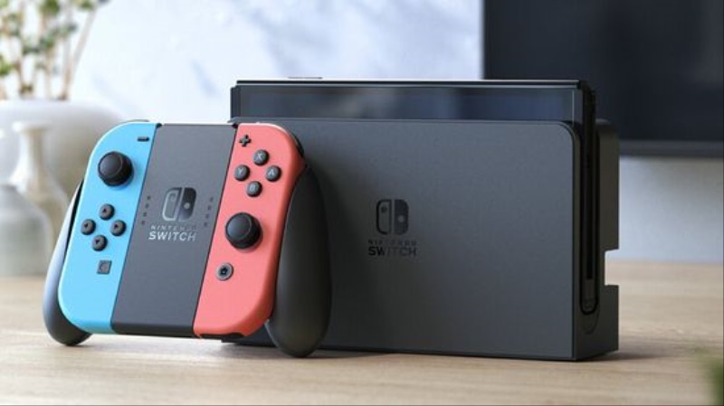 Nintendo u predalo 143 milinov Switch konzol, ale trby a zisky klesaj