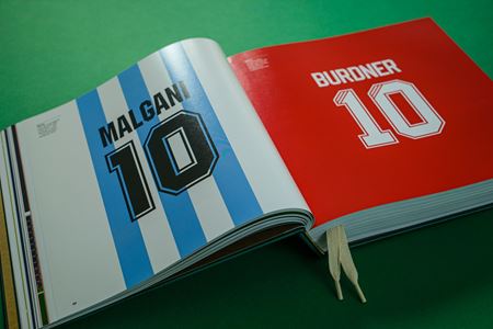 A Tale of Two Halves: The History of Football Video Games bude alia kniha o hernej histrii  