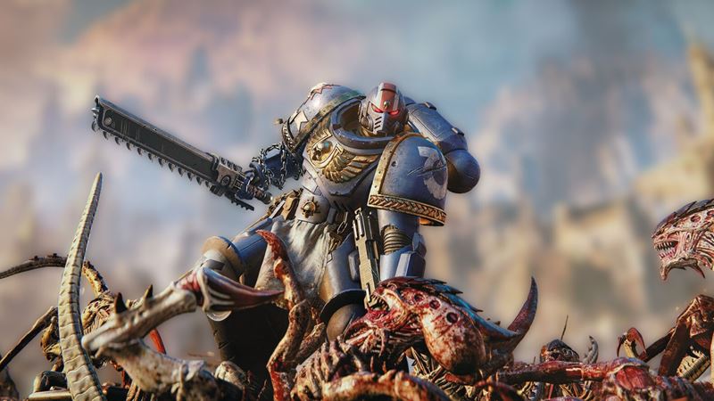 Saber Interactive hovor, spech Space Marine 2 men vetko. Hra sa pi aj Henrymu Cavillovi