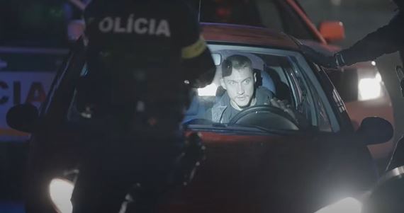 Autičkári - celovečerný dokument mladého košického režiséra Dominika Bariho odkrýva zákulisie zlodejov áut