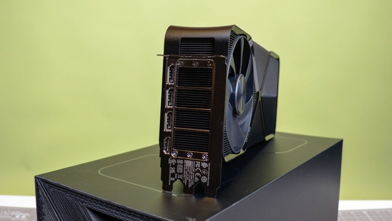 RTX 5080 prde zrejme aj v 24GB verzii